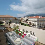 Apartmán 2p En Centre-ville De Avec Terrasse Et Parking - Fr-1-196-280 *