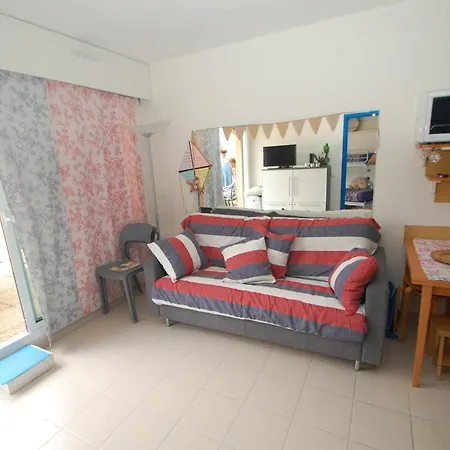 公寓 2p En Centre-ville De Avec Terrasse Et Parking - Fr-1-196-280 芒通