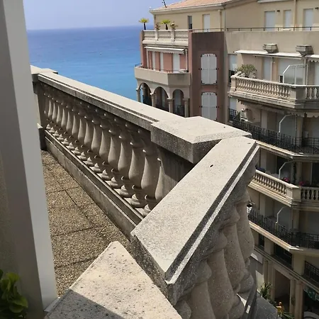 2p En Centre-ville De Avec Terrasse Et Parking - Fr-1-196-280 Apartman